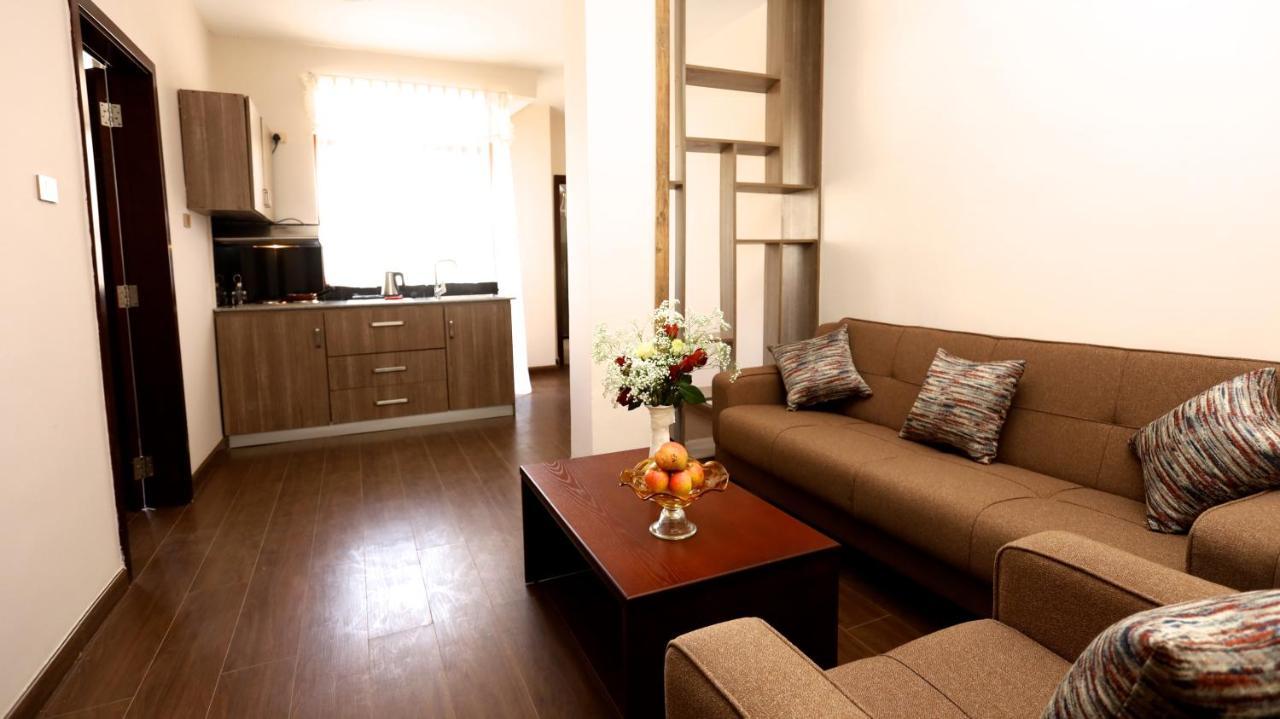 Black Horse Hotel Apartment Addis-Abeba Extérieur photo