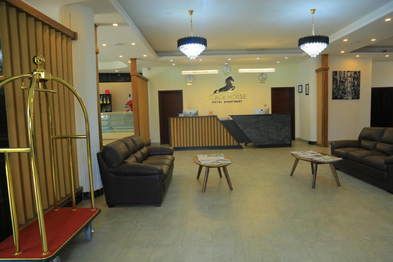 Black Horse Hotel Apartment Addis-Abeba Extérieur photo