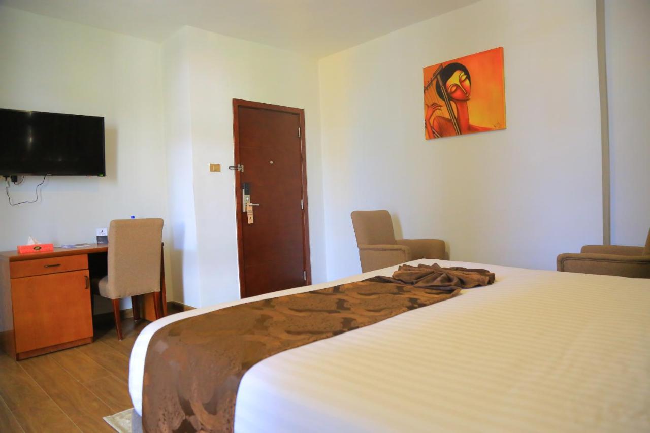 Black Horse Hotel Apartment Addis-Abeba Extérieur photo
